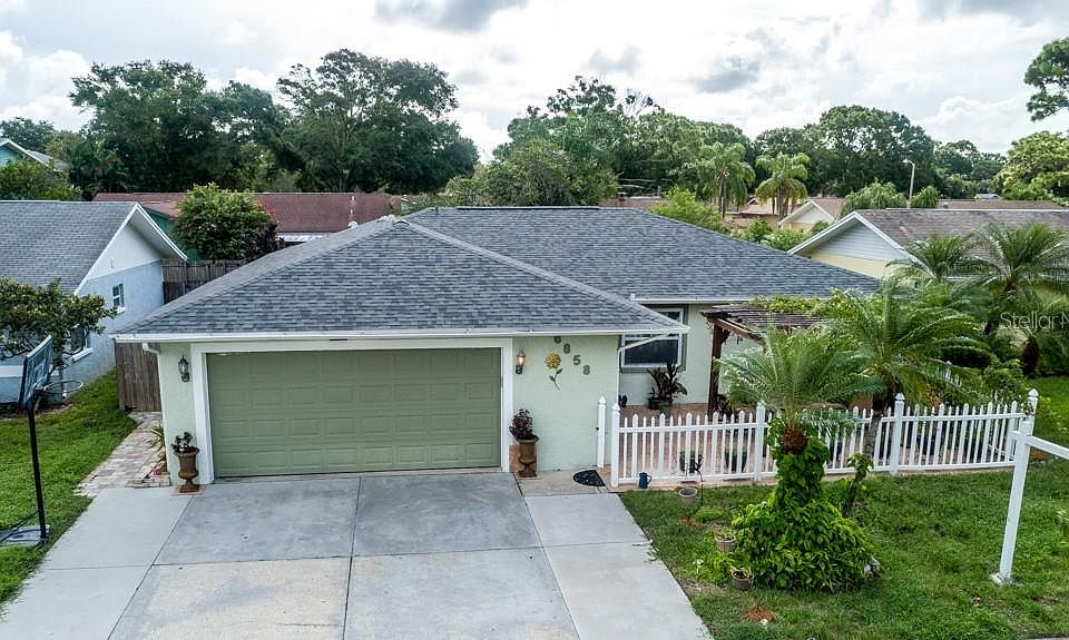 1st image of 6858 Circlecreek Dr