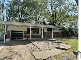 9926 Ashmont Dr, Saint Louis, MO 63136