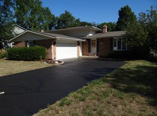 314 Bell Dr, Cary, IL 60013