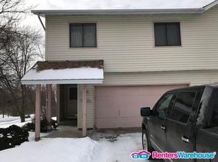 6702 Kara Dr, Eden Prairie, MN 55346