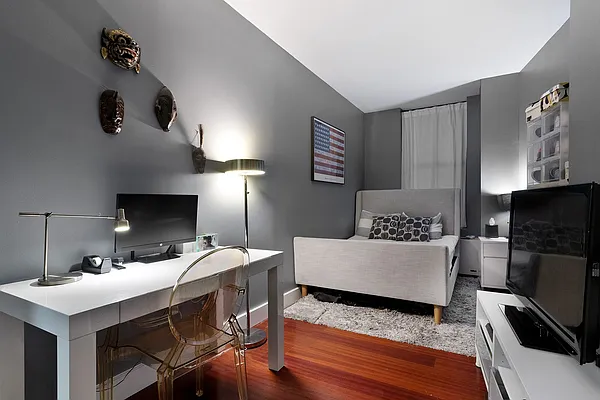 Rented by Keller Williams NYC | media 6