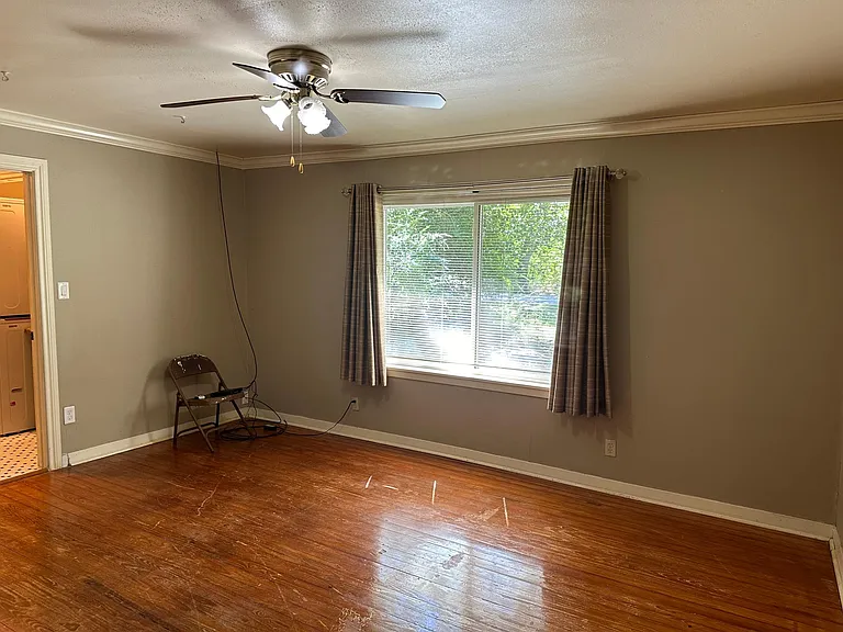 27238 Austin St — Photo 27