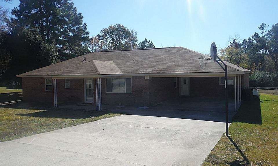 1st image of 2208 Badger Ln