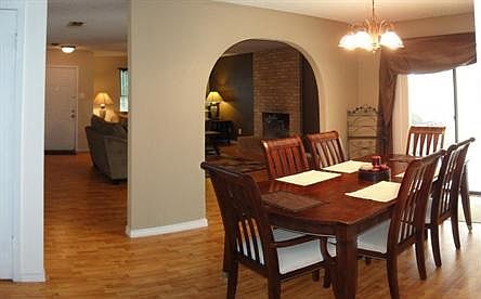 3rd image of 3614 Plains Dr