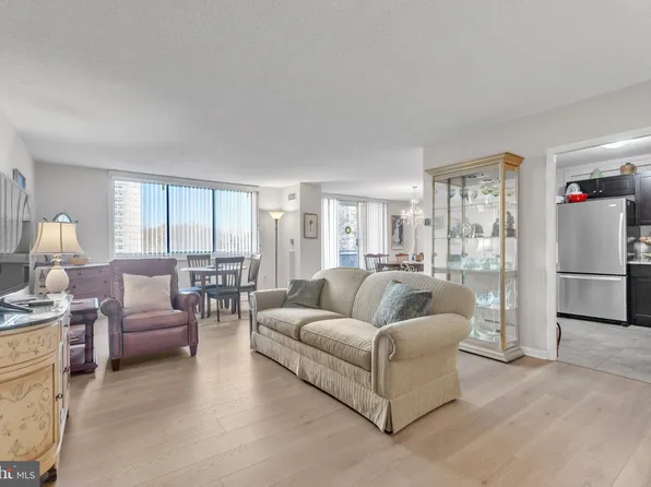 1840 Frontage Rd #202-2-202, Cherry Hill, NJ 08034