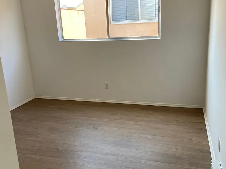 21020 Reynolds Dr — Photo 5