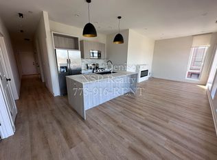 6340-401 W Belmont Ave, Chicago, IL 60634