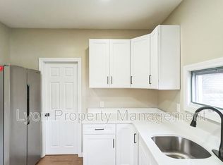 25 Slade St, Pawtucket, RI 02861