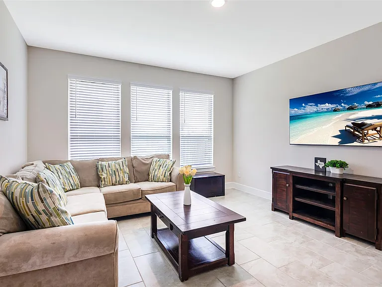 9211 Lowell Cliff Dr — Photo 19