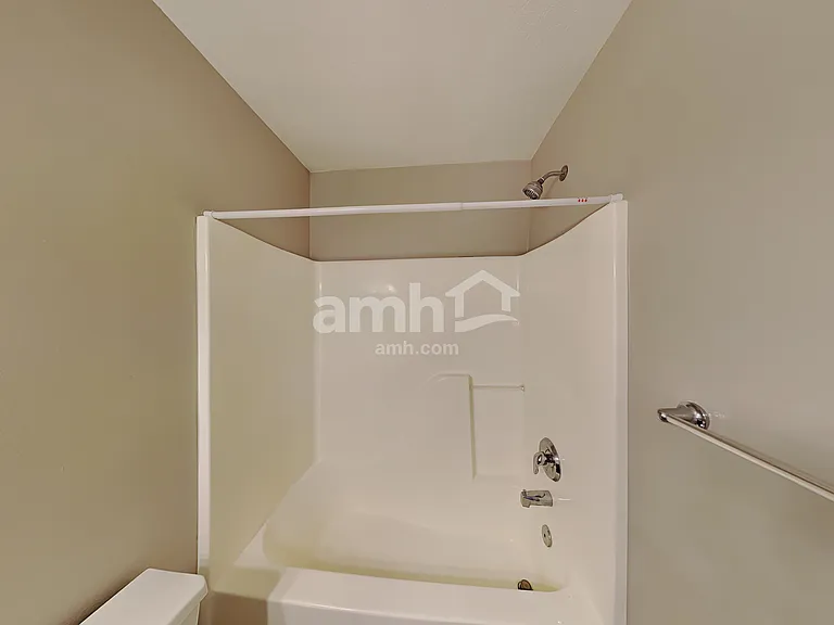 1460 S Heather Ln — Photo 16