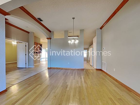 4th image of 1332 Fallwood Dr