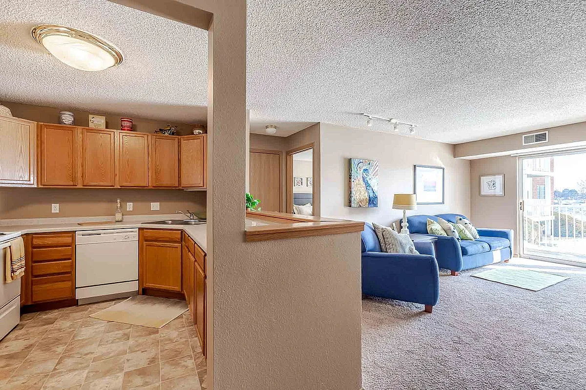 Building Photo - Avana Maple Grove