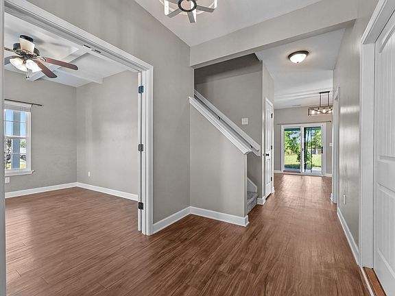 2nd image of 508 Aberdineshire Ct