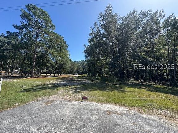 5th image of 7352 Grays Hwy