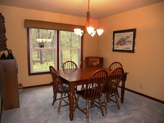 5th image of 1460 Ashwood Dr