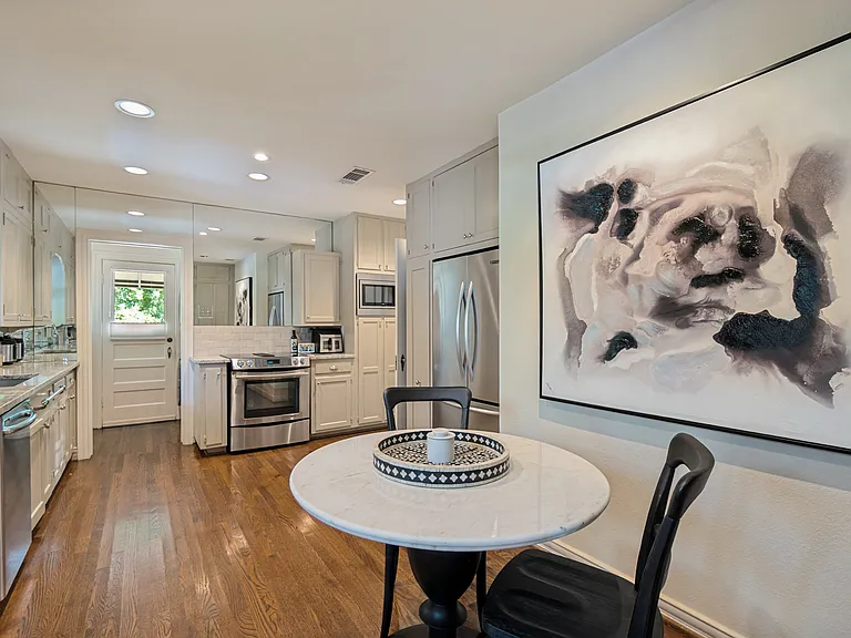 5343 Monticello Ave — Photo 10
