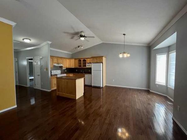 120A 4th St E, Lashburn, SK S0M 1H0