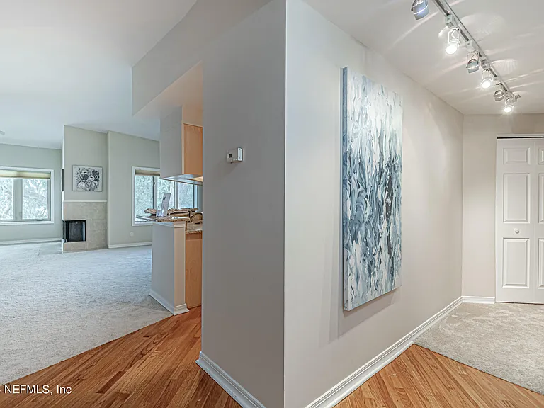 2099 Winterbourne Dr W #308 — Photo 14