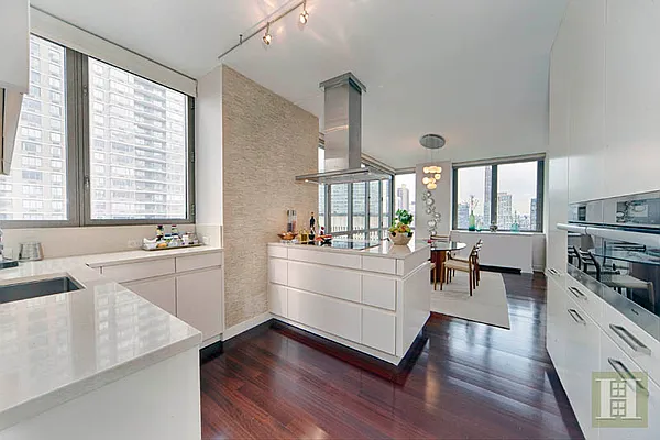 Sold by Halstead Real Estate | media 5