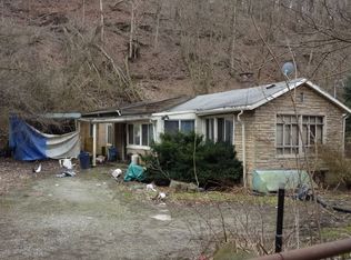 586 Lovedale Rd, Elizabeth, PA 15037