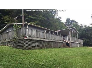 4868 N Grapevine, Sissonville, WV 25320