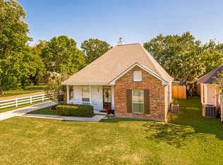 38267 Kara Ct, Gonzales, LA 70737