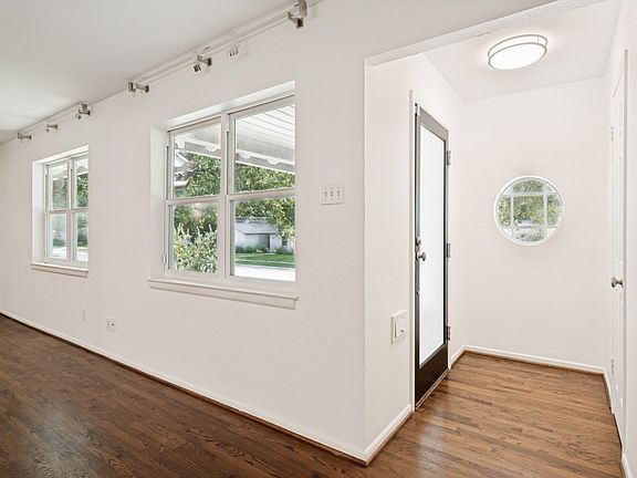 4th image of 6632 Ridgemont Dr