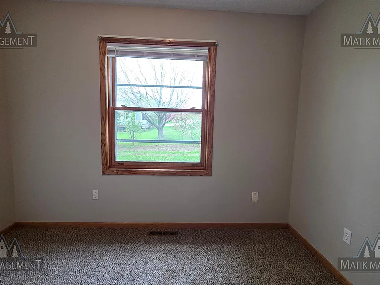 5605 Nancy Ln NW — Photo 48