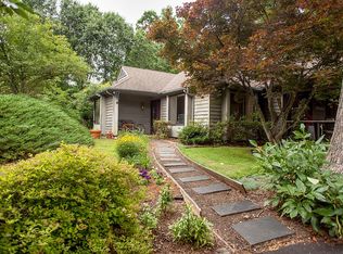 1709 Stoney Creek Dr, Charlottesville, VA 22902