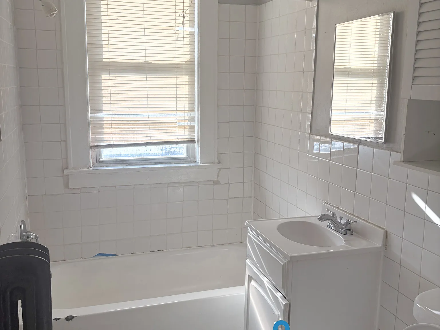 Studio, 800 sqft, $1,000 — Photo 3