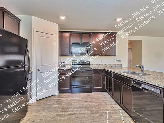 4th image of 13242 E Aster Ln
