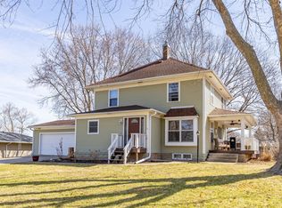 200 E 9th St, Pella, IA