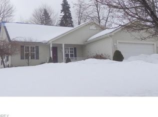 3312 Pine Ridge Dr, Ravenna, OH 44266