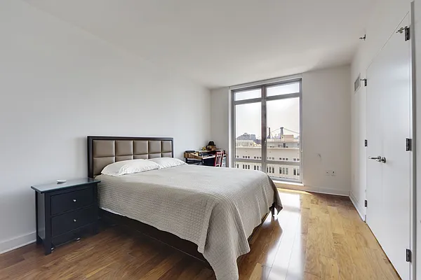 Rented by Compass | media 22