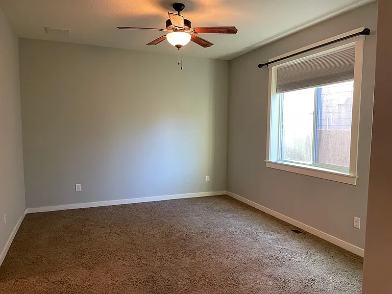 10303 NE 143rd Ave — Photo 21