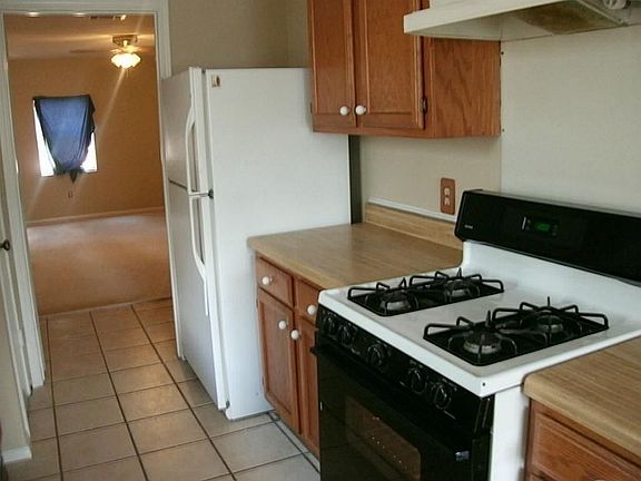 3rd image of 5422 Beaver Creek Dr