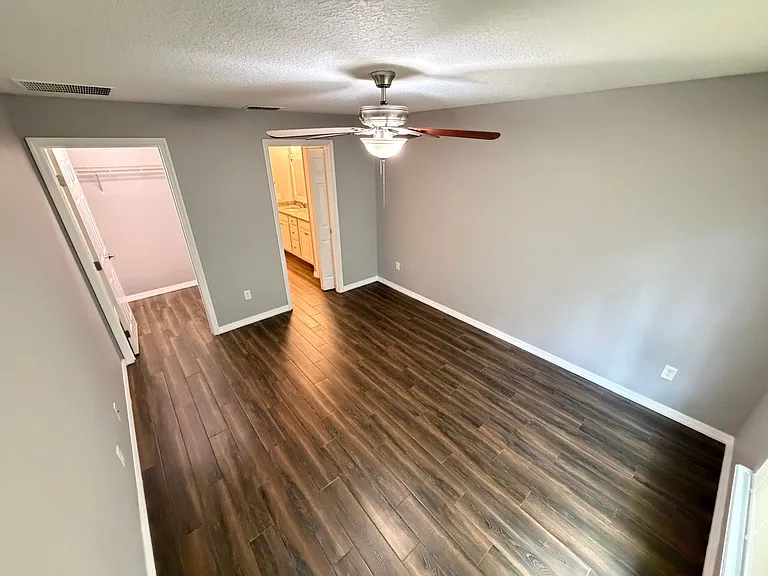 2615 Fair Oaks Dr — Photo 26