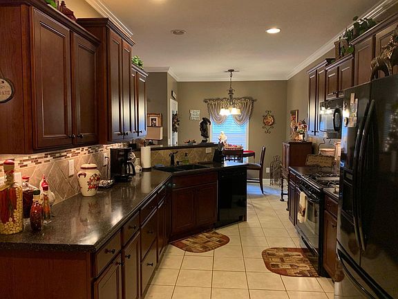 3rd image of 1615 Ashby Field Ln