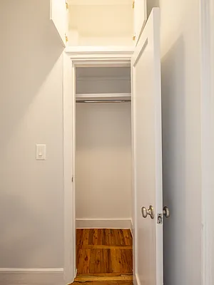 Rented by City Connections Realty | media 12