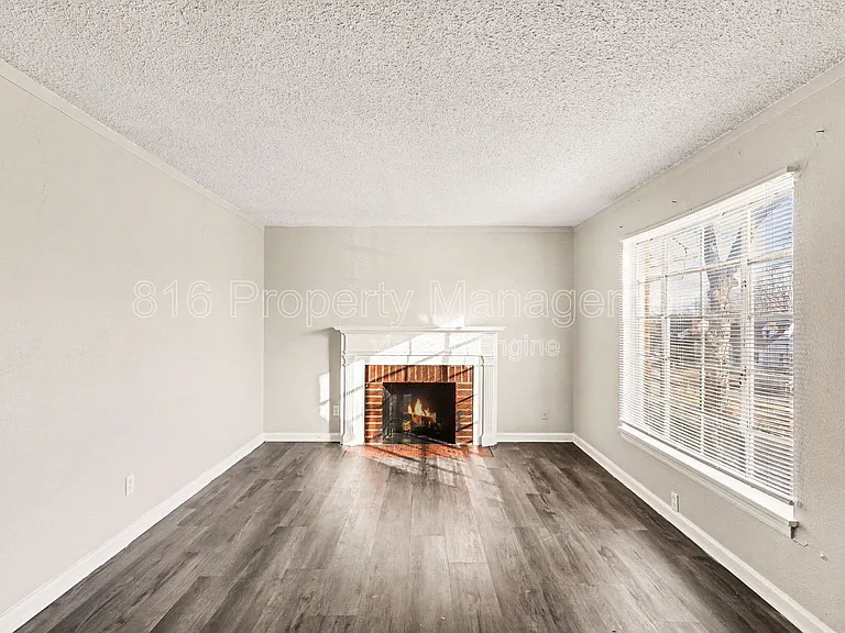6230 Agnes Ave — Photo 15