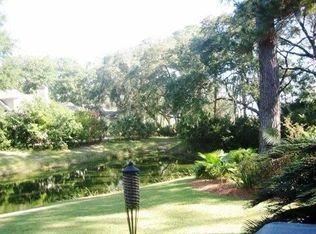320 Seabrook Dr, Hilton Head Island, SC 29926