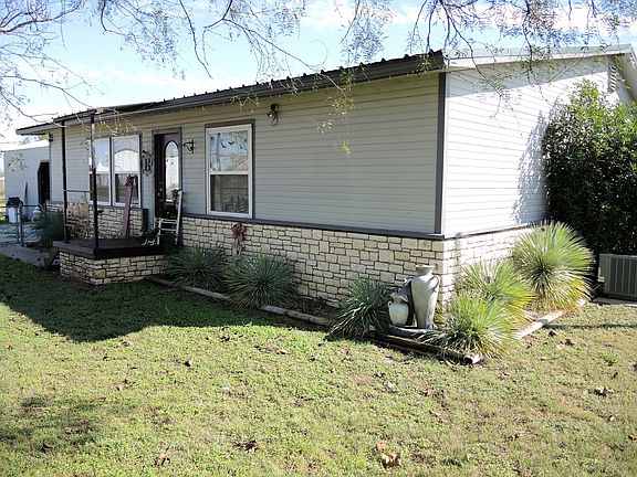 3rd image of 4540 Skyline Dr