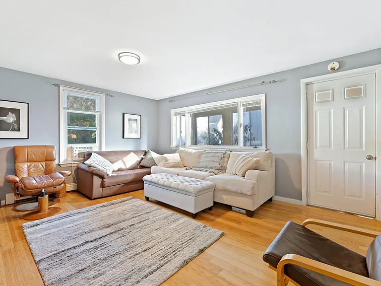 45 Wellington Ave #1 — Photo 2