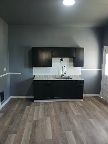 83 Franklin St #2 Photo 1