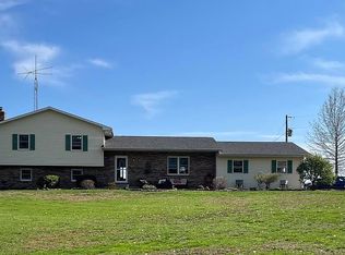 1710 Paradise Rd, Mattoon, IL 61938