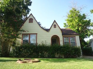 1205 W Chestnut St, Denison, TX 75020