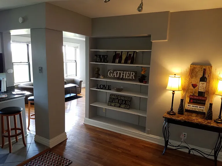 4501 Maryland — Photo 34