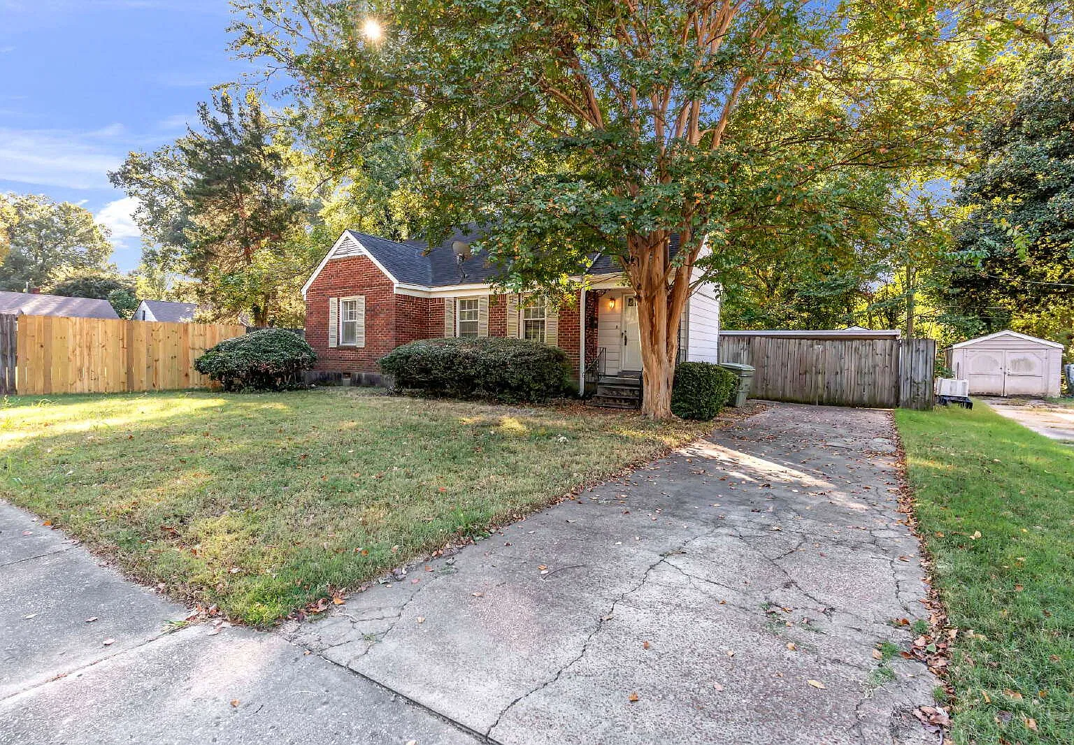 3 bed, 2.0 bath, 1504 sqft, $1,550 — Photo 1