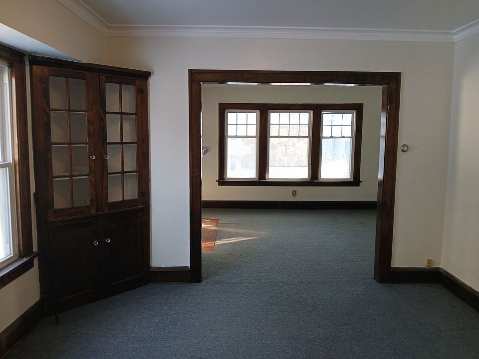 1st image of 14922 Delaware Ave