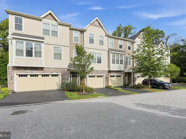 24 Treyburn Dr, Paoli, PA 19301